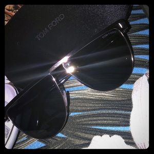 Authentic Tom Ford TF570 Gold/Grey Mirror w/ Case